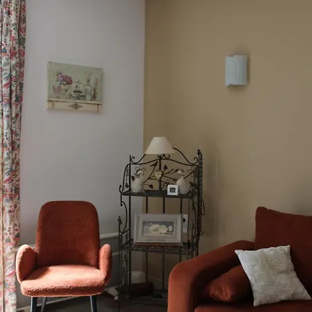 Holiday home Maison Familiale Proche Lascaux Lou Cantou La Chapelle-Aubareil
