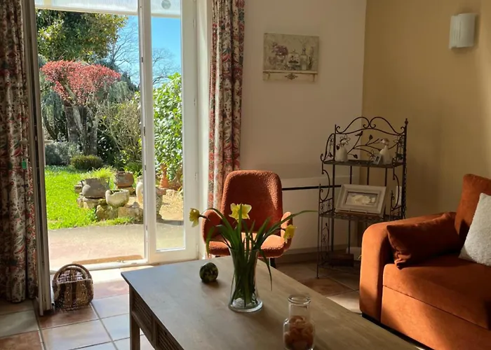 Maison Familiale Proche Lascaux Lou Cantou